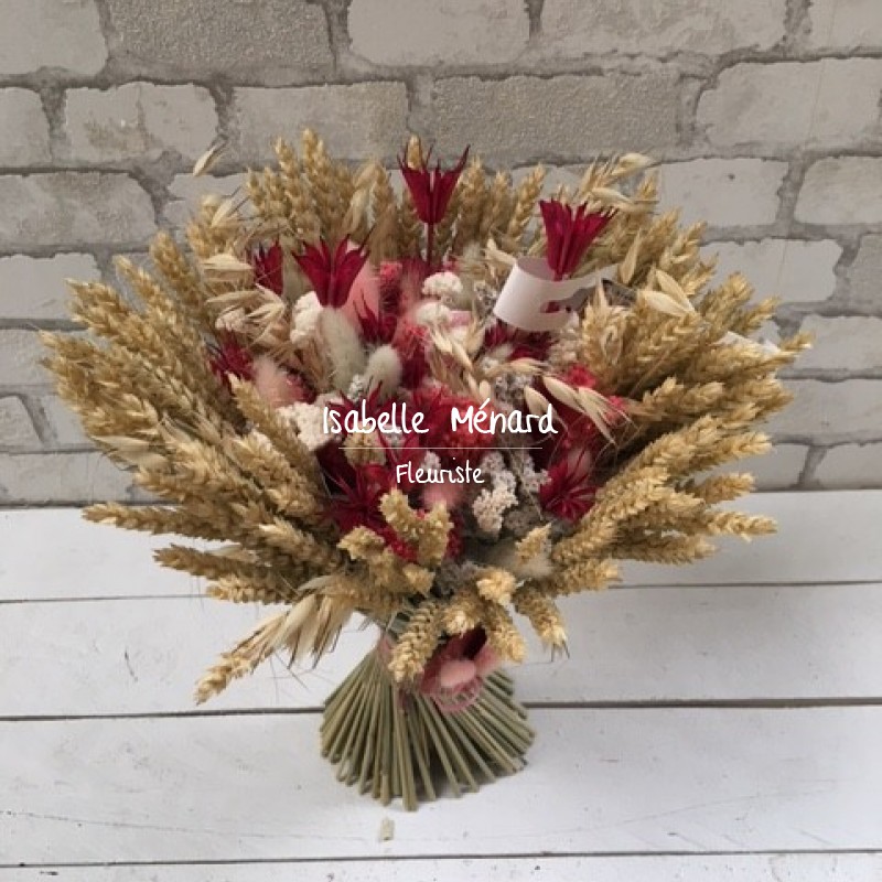 Bouquet de fleurs séchées et blé