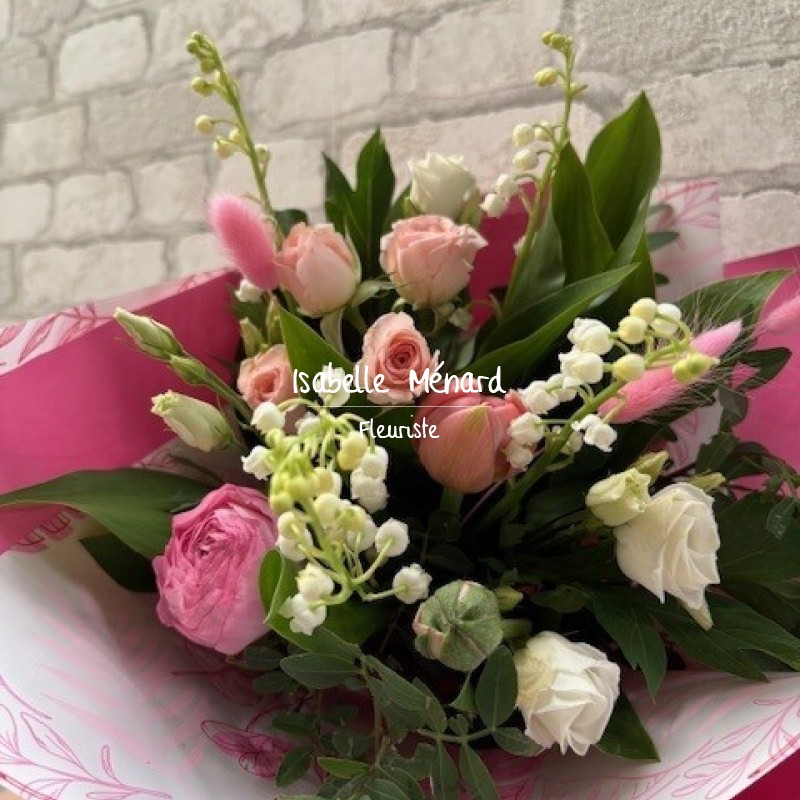 bouquet de brins de muguet "porte-bonheur" et ses fleurs variées